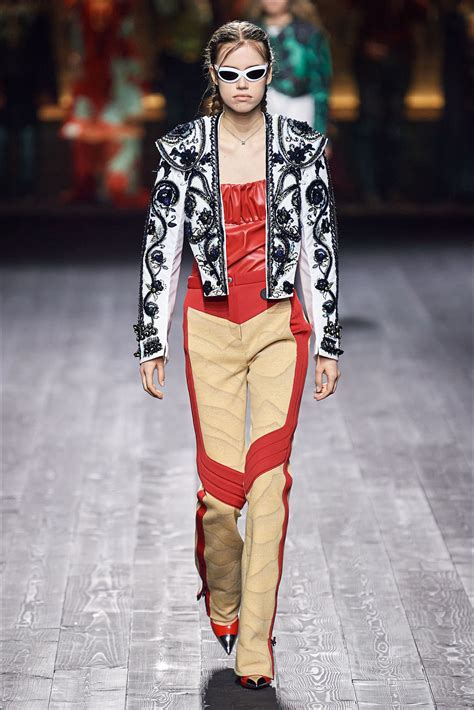 giacche autunno inverno 2020 louis vuitton|Louis Vuitton Fall 2020 Ready.